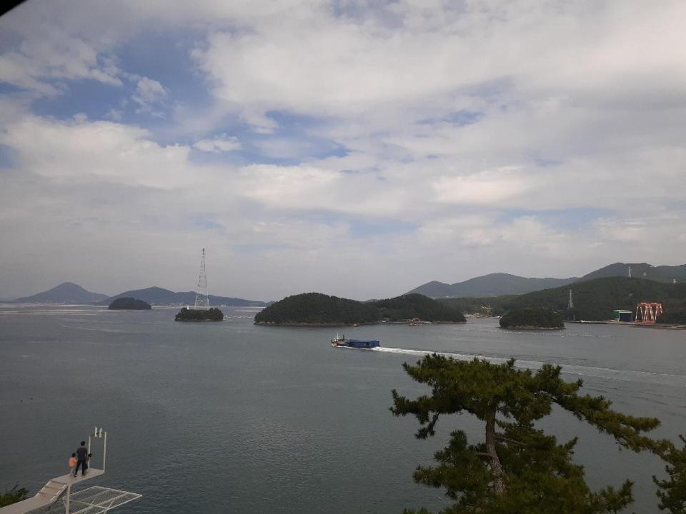 Tongyeong Bridge Hotel Exterior foto